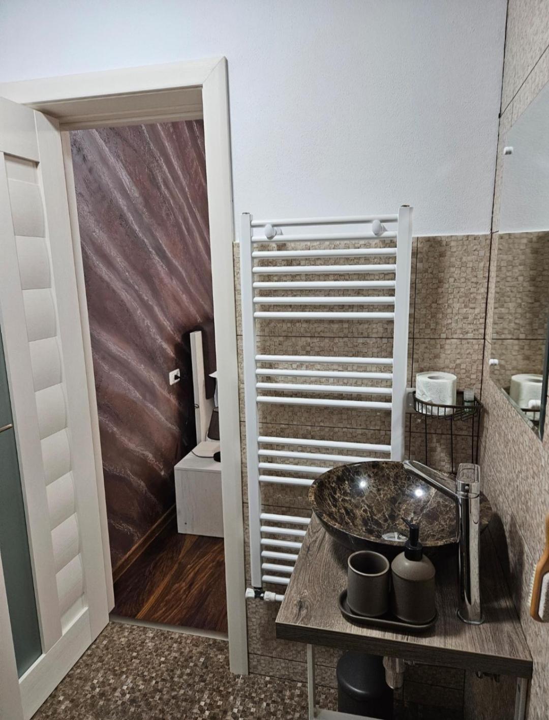 Casa Coco Otel Curtea de Argeş Dış mekan fotoğraf